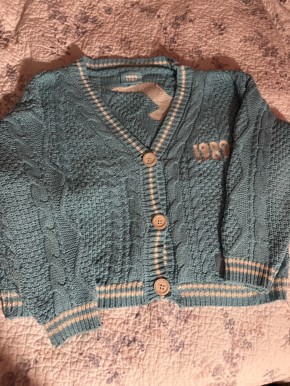 Taylor Swift 1989 (taylor’s version) cardigan